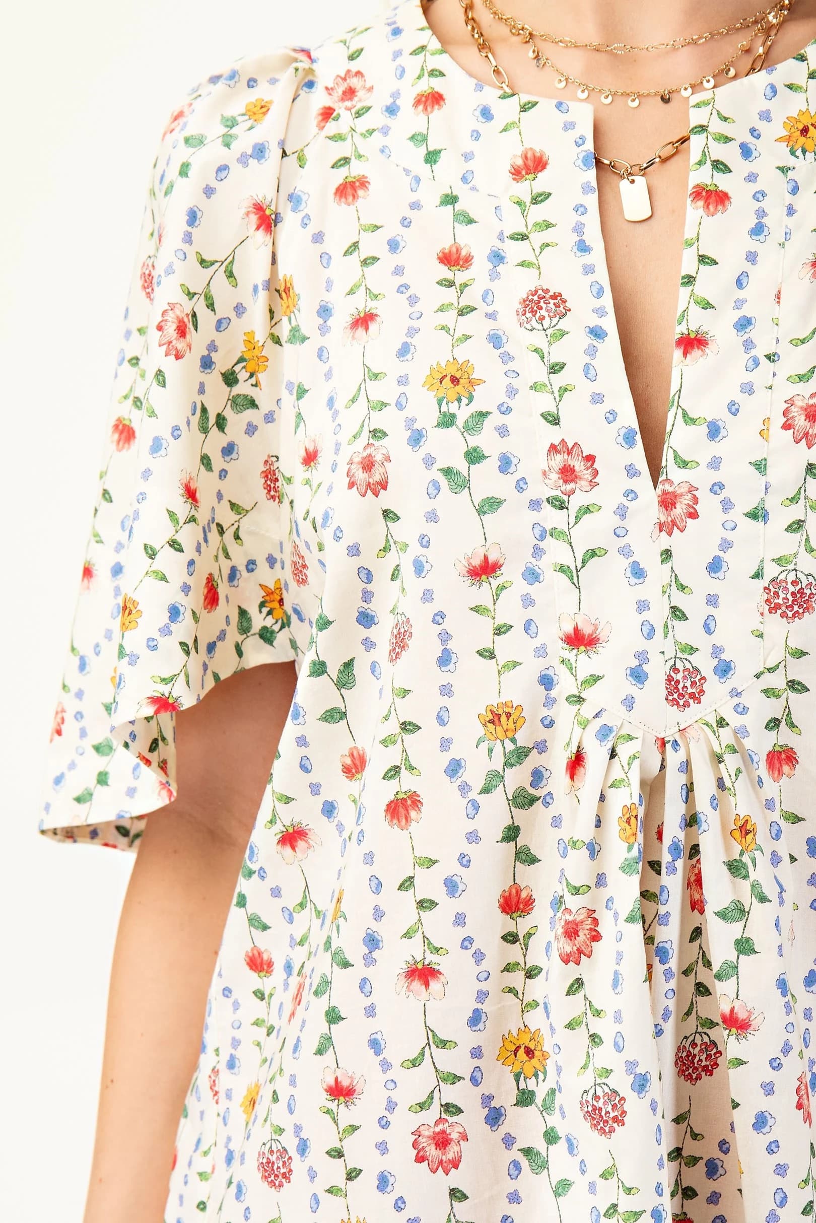 TG2002 - WHITE / BLUE