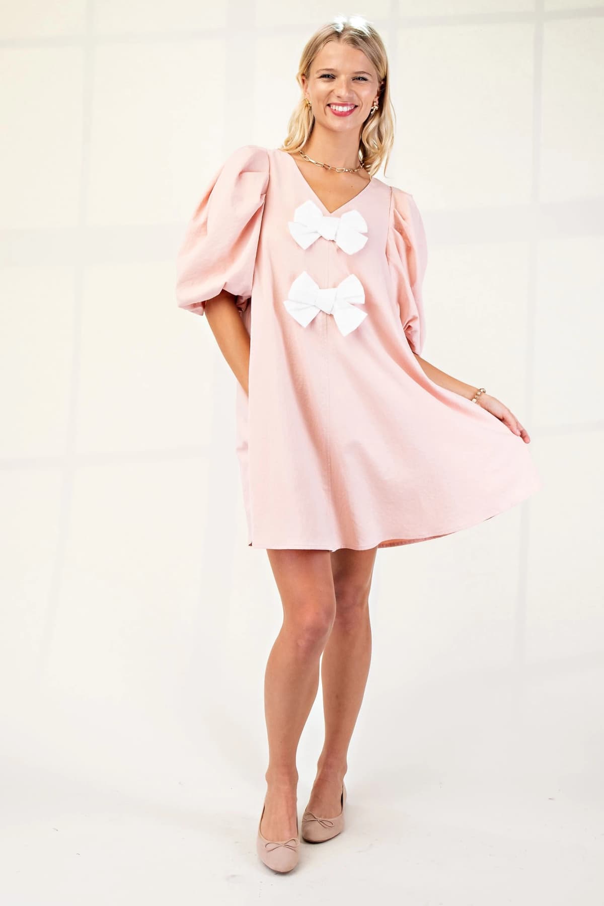 TG1551 - BLUSH / WHITE