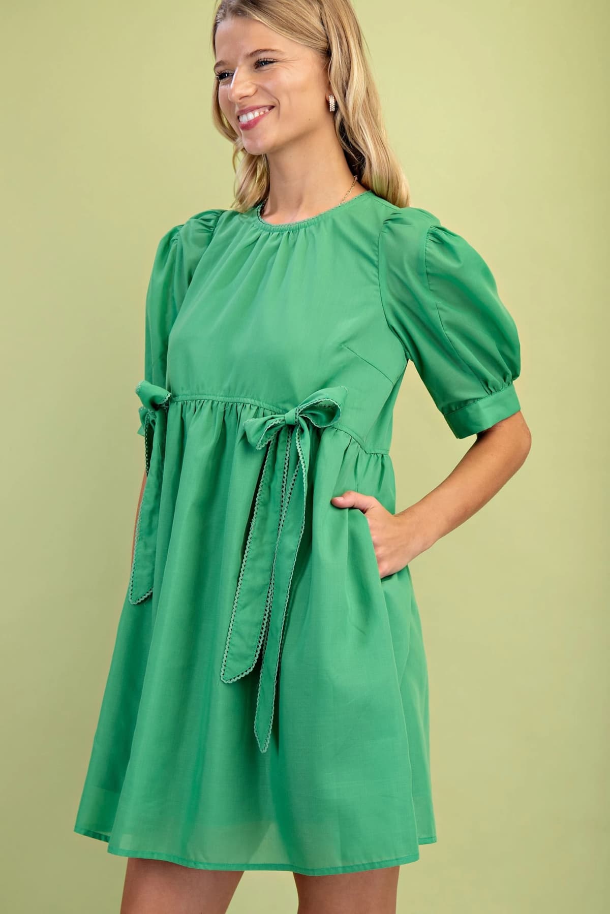 TG1587 - APPLE GREEN