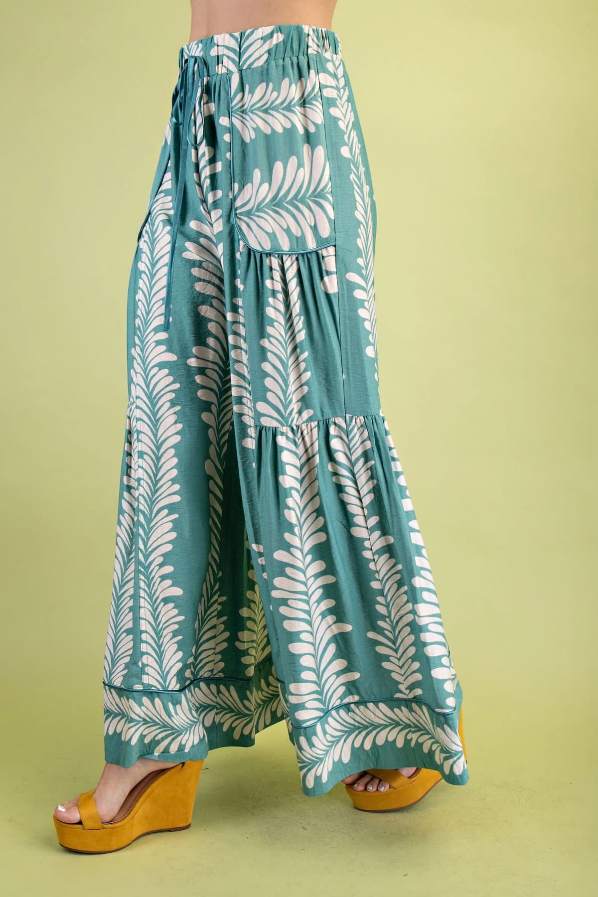 TE1142 - DUSTY MINT / CREAM