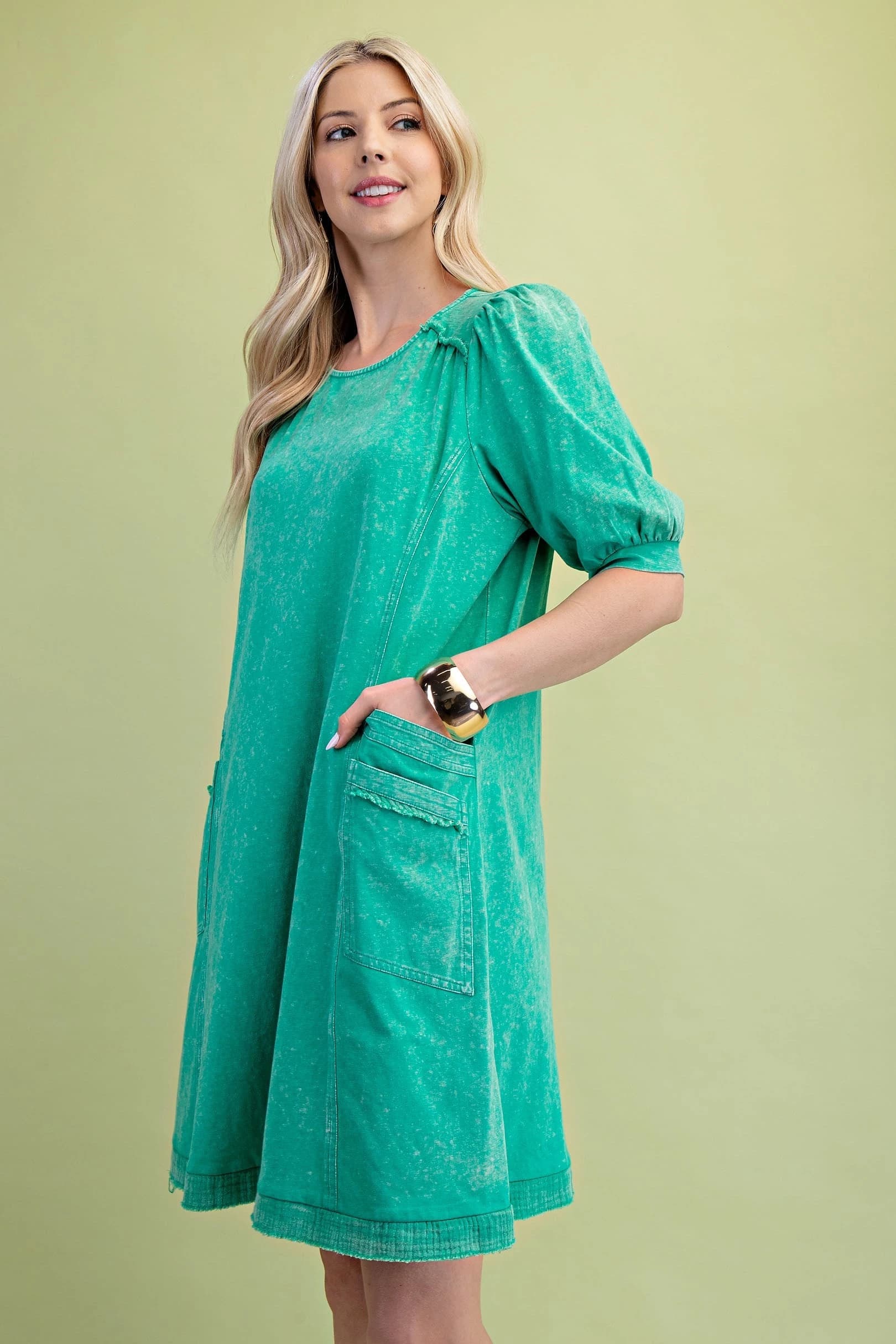 TE1182 - KELLY GREEN