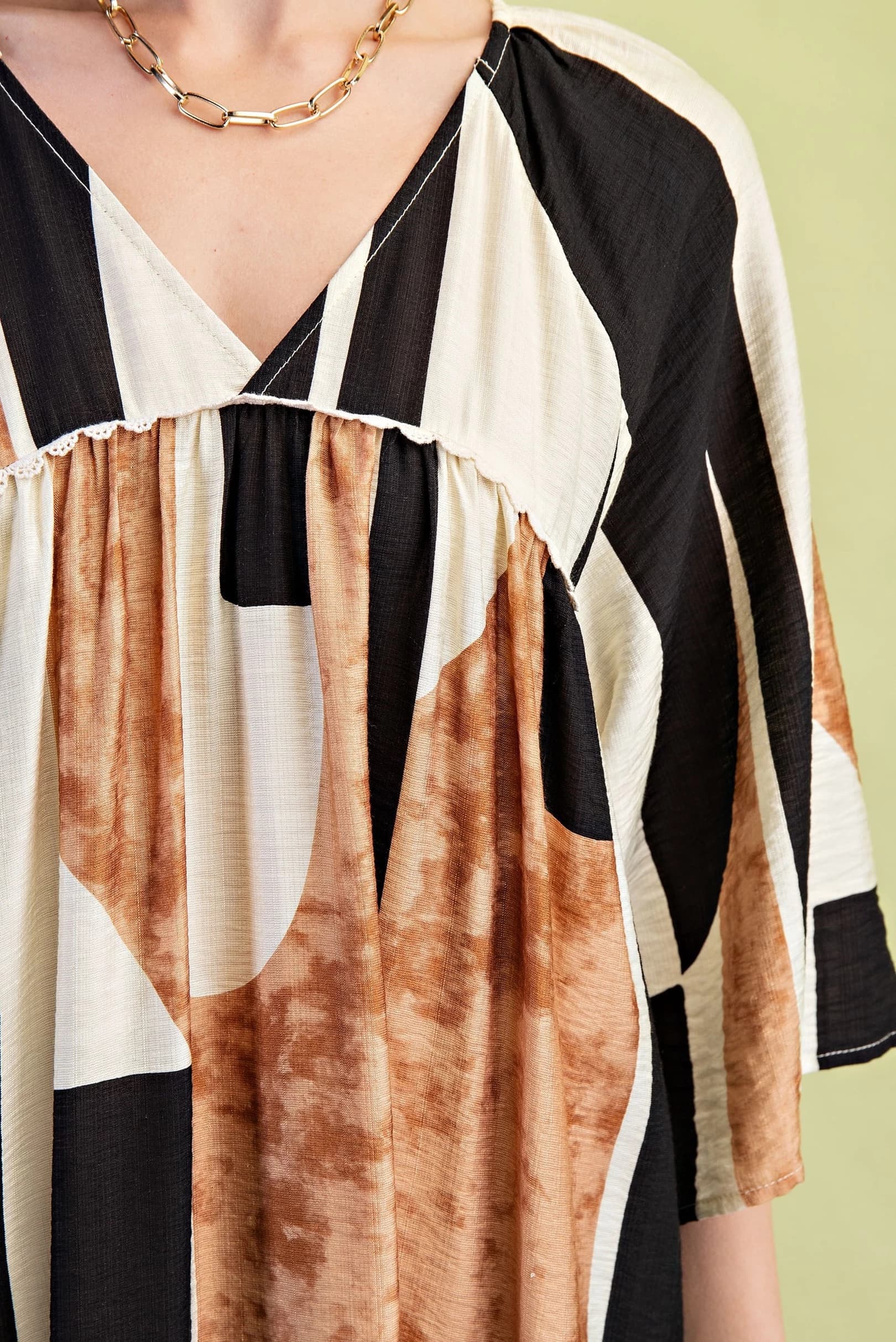 TE1379 - BLACK/TAUPE MIX