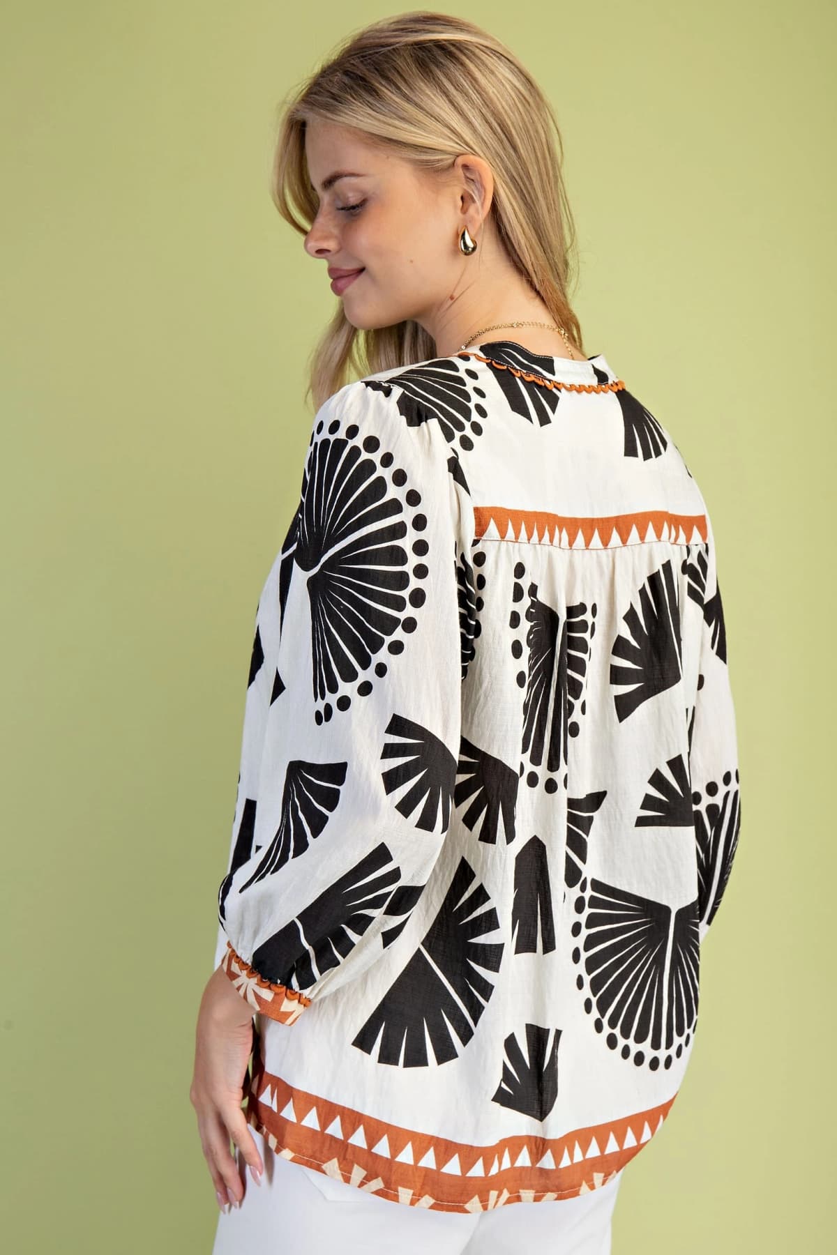 TE1631 - CREAM / BLACK