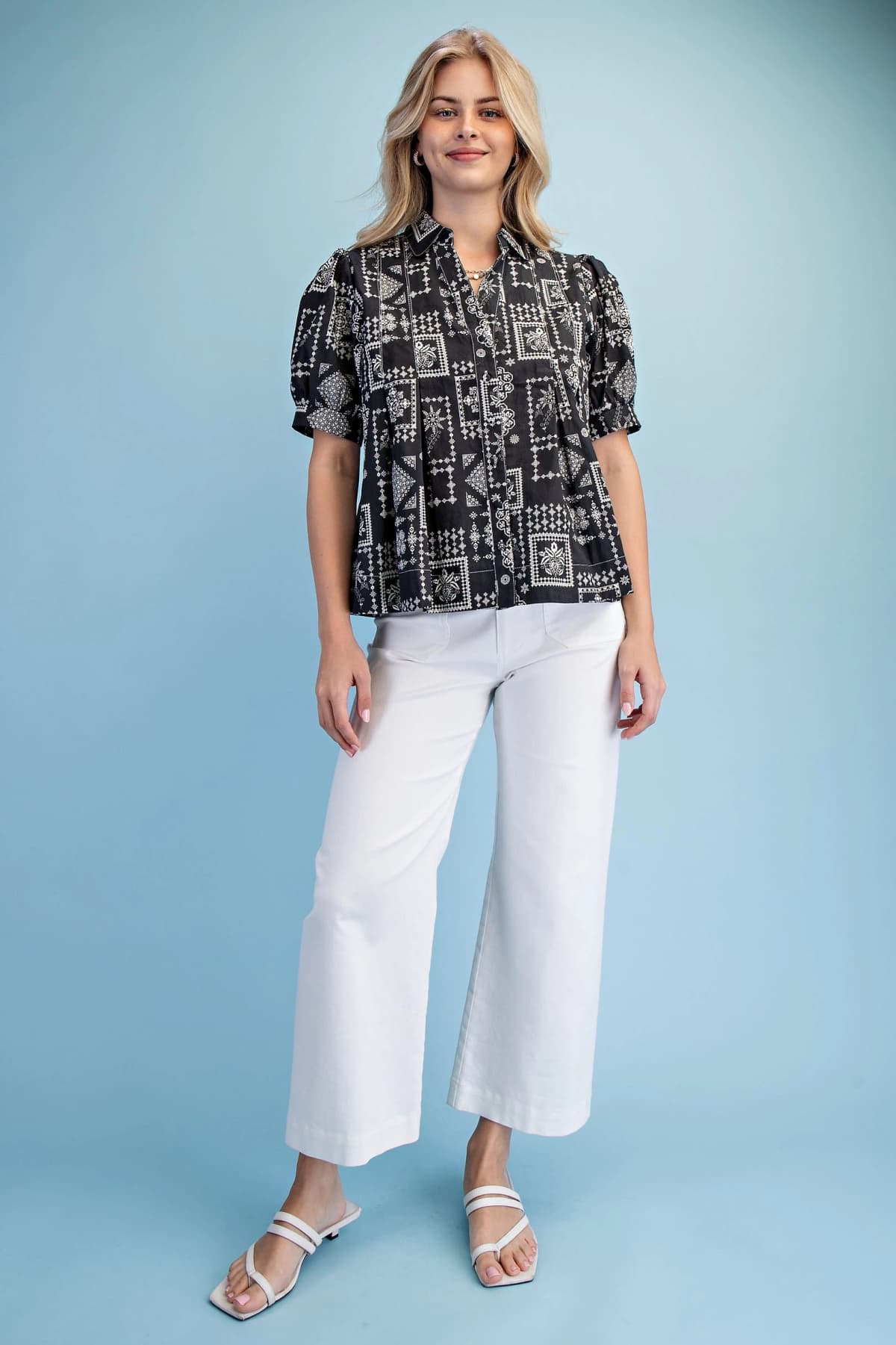 TE1925 - BLACK / WHITE