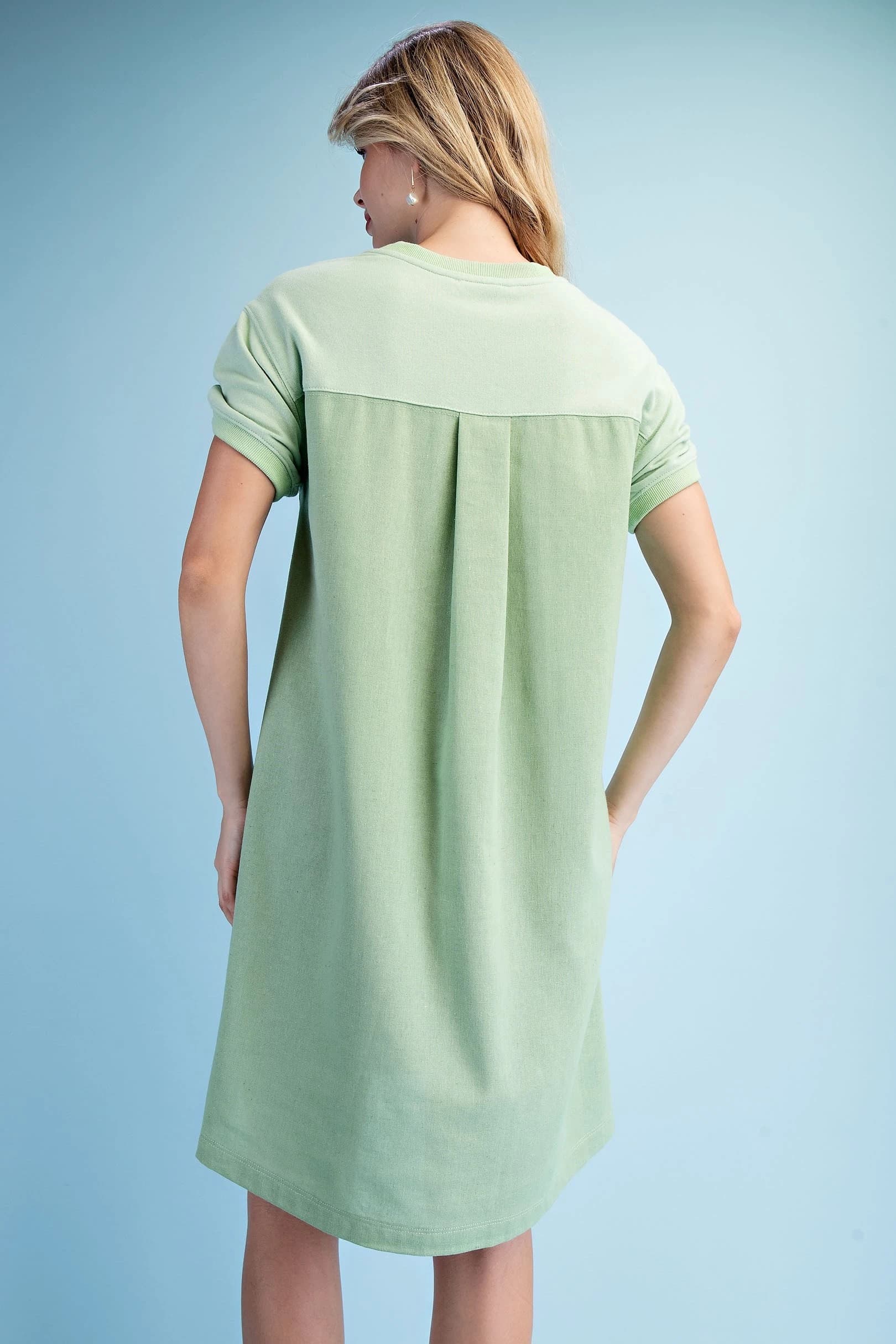 TE1987 - APPLE GREEN