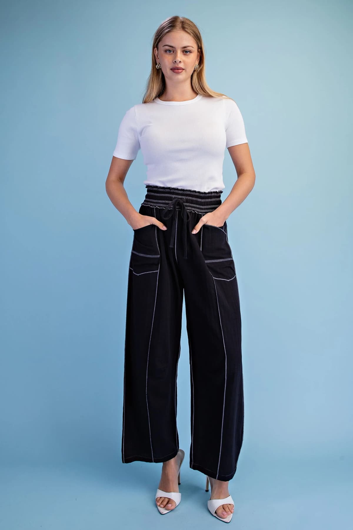 TE2021 - BLACK