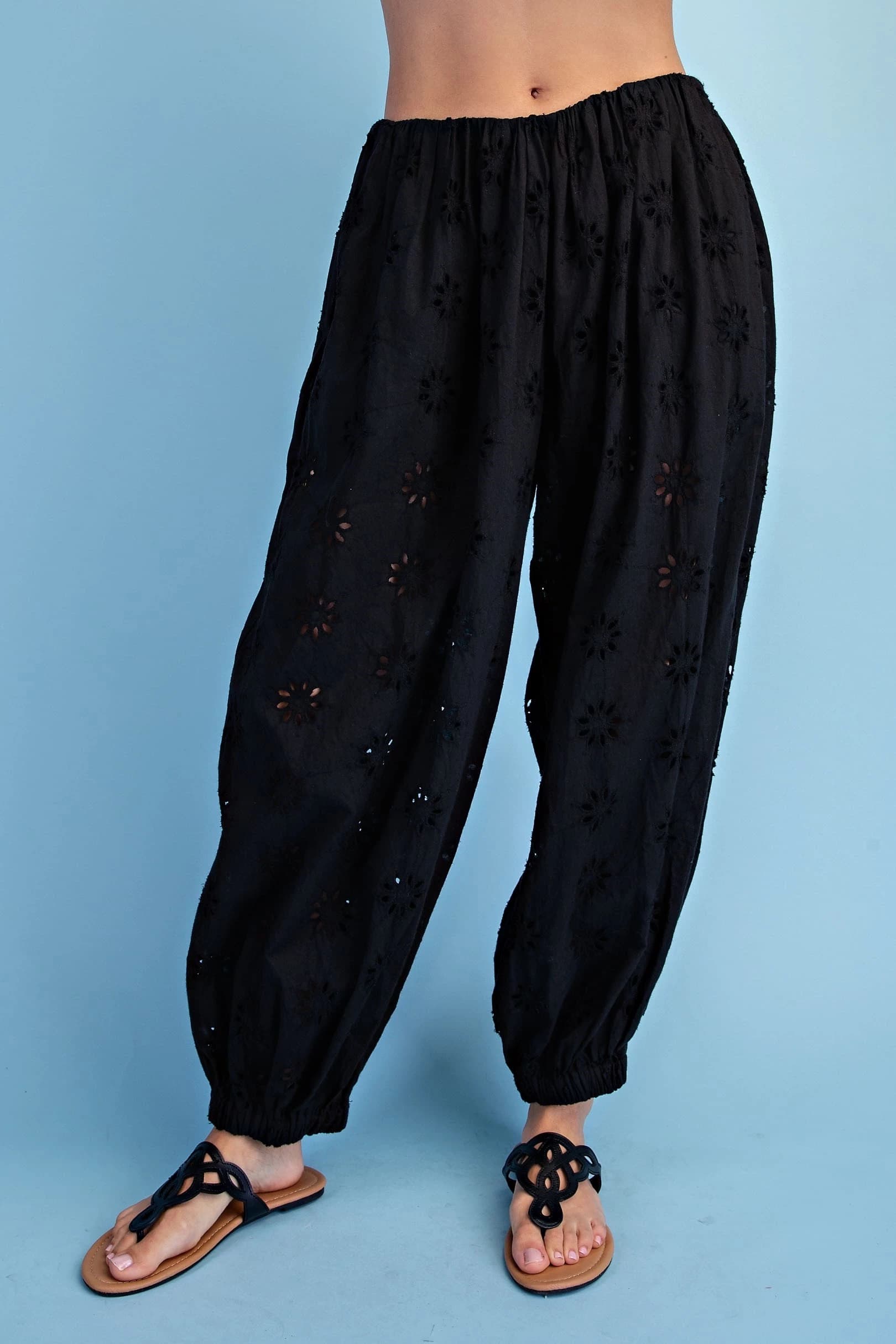 TE2115 - BLACK